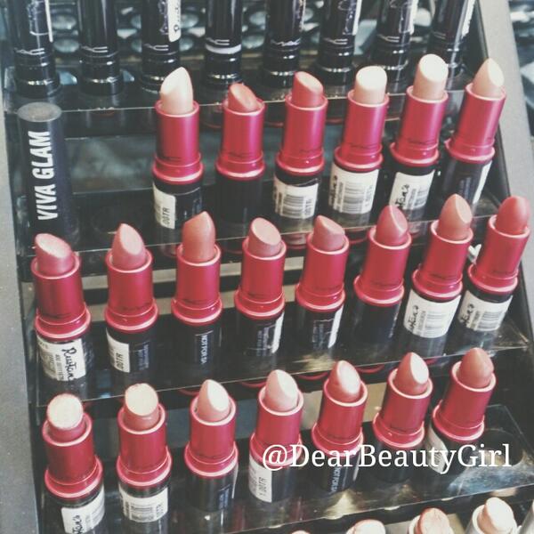 DearBeautyGirl's tweet photo. 100% of the MAC Viva Glam sales goes directly to the MAC AIDS Fund @MACcosmetics #maccares #WorldAIDSDay http://t.co/JMSNfkSyBk
