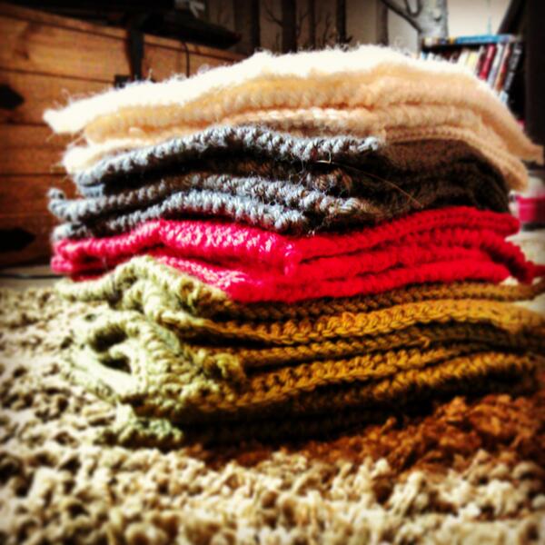 DesignMakeDo's tweet image. Blanket patches coming along nicely in Rowan Aran - only 12 more to go!