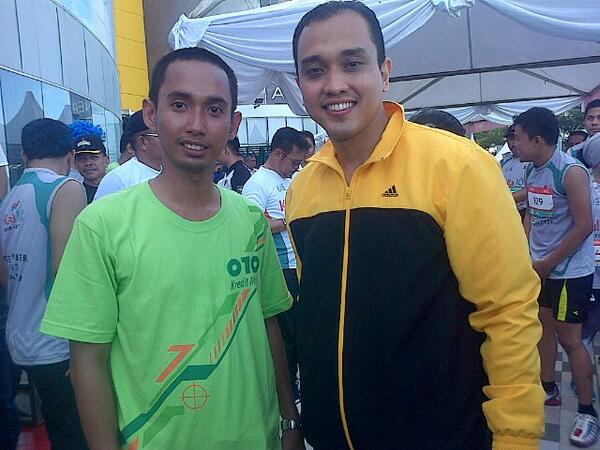 With "<a href="/AimanWitjaksono/">Aiman Witjaksono</a> di acara <a href="/kalla10K/">Kalla Run</a>