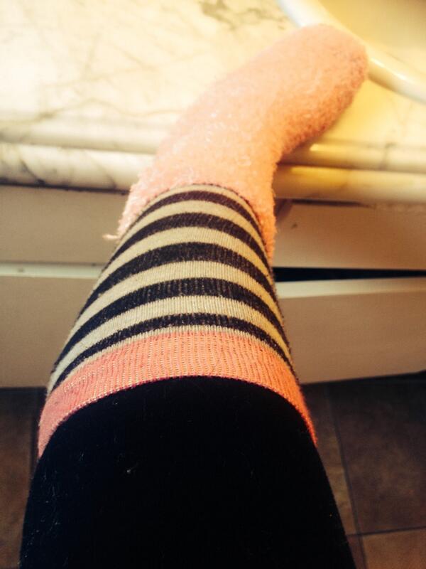 Romeroalondra__'s tweet image. Only me #3socks