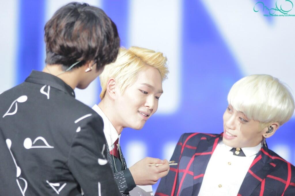 BaaCR7WCEAAItYQ.jpg:large