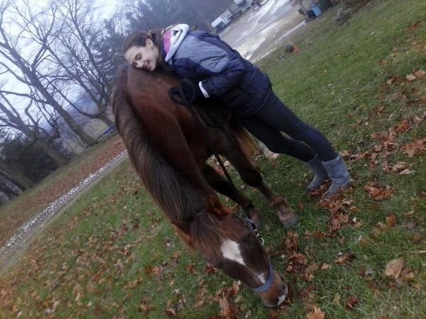 Jezebel4u's tweet image. #happypony #happyAna :)