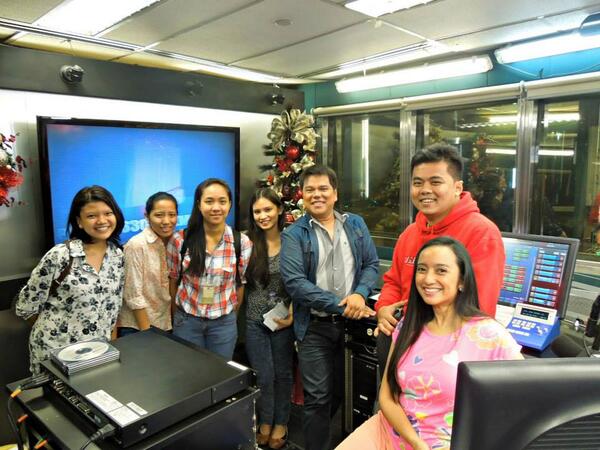athennasusi's tweet image. Thank you so much sir @ambetnabus!! We learned so much from you today!! We really had fun! :-) #dzmm #radioprod