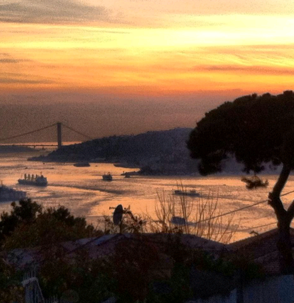 OTAGTEPECAFE's tweet photo. Keyifli bir kış akşamı için sizi OTAGTEPE CAFE ye bekliyoruz. http://t.co/F8VW3Q6UaR
