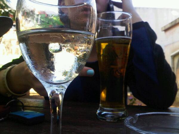 nikeeter's tweet photo. Drinks to take the hangover away http://t.co/g8lFMPDyiD