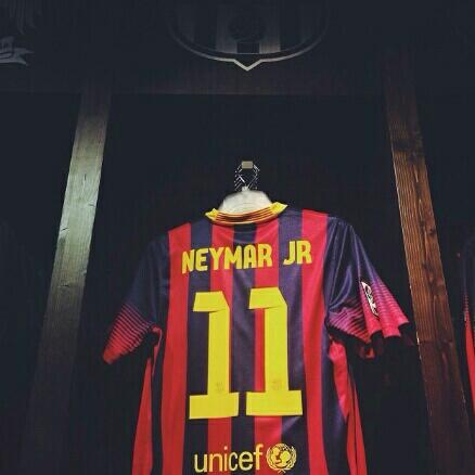 saad_aide's tweet photo. بالتوفيق ل برشلونة الليلة وانشاء الله نيمار يكون في يومه و يمتعنا http://t.co/9nTqHZTuel