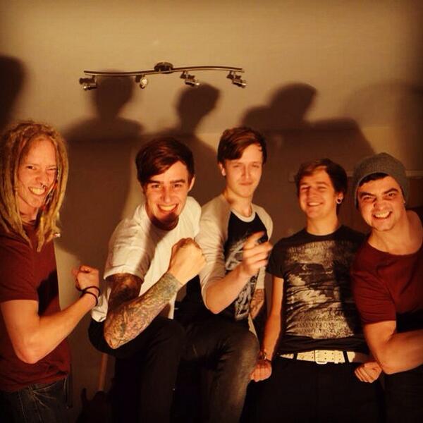 icallmutiny's tweet photo. We are working on a new song tonight! http://t.co/pKTPvUwDI8