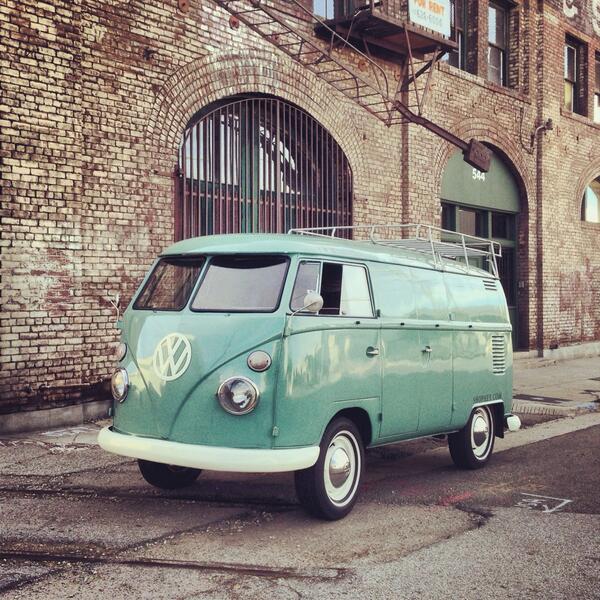 hex_brand's tweet photo. @connectedfest is today in LA. Come to the #HEXbus for sample sales and more!
613 imperial at. #hexperience http://t.co/XHfWqT8k9c