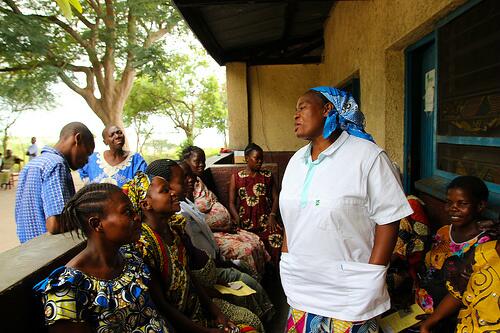 OxfamCanada's tweet image. 30 000 pregnant women tested for HIV in #DRC by @OxfamQuebec #WorldAIDSDay oxfam.qc.ca/VIH-sida_Congo #maternalhealth