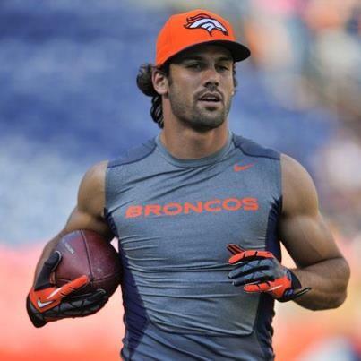 emilyy_weiss's tweet image. “@c_0_c_a: I love Eric Decker.  He's sooo good and sooo attractive. 😍 May God Bless You🙏👏🙌 #2touchdowns http://t.co/w4FMz2gahE”