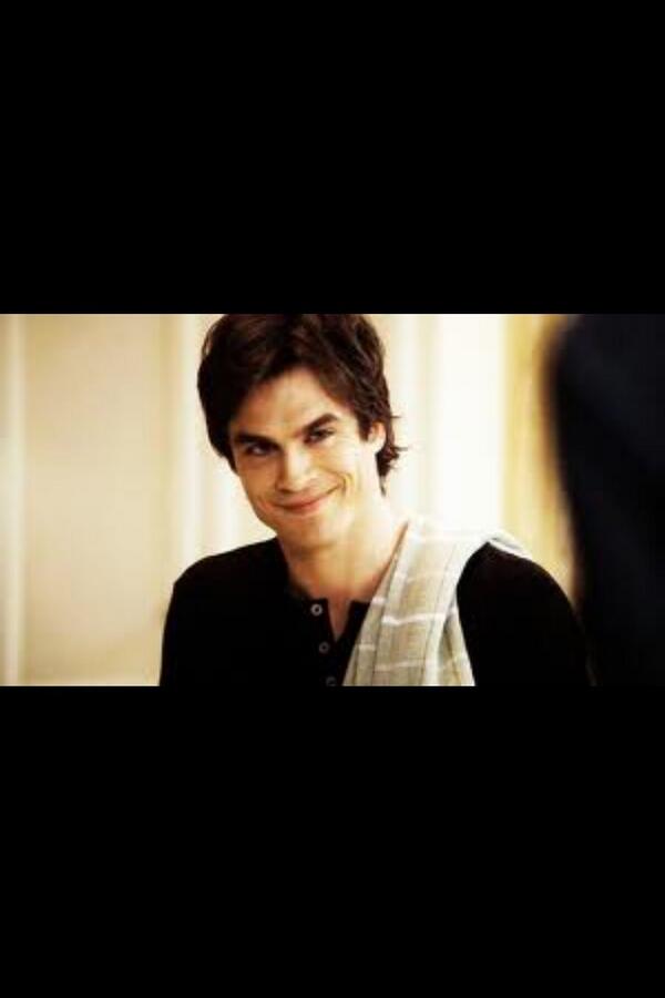 mencauseproblem's tweet image. #FictionalCharactersIWantToMarry Damon Salvatore 😏😏😏😘