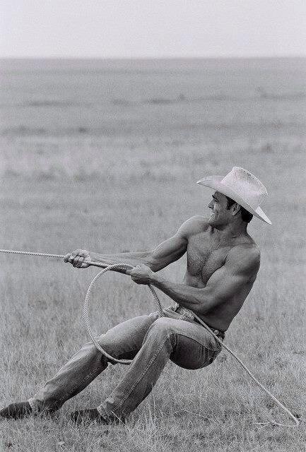StandardsRaised's tweet photo. He can tug-a-war me in the mud any day! 😉 http://t.co/q8fQJ27b8s