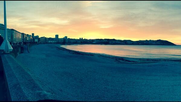_Paisajes_'s tweet photo. A CORUÑA, HOXE http://t.co/yQ7OT78vN1