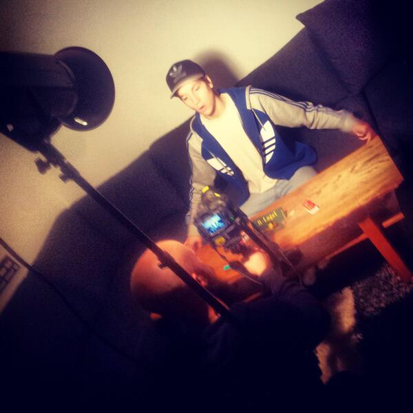 B_Laget's tweet photo. Delereyus #videoshoot http://t.co/J36skeTUS1