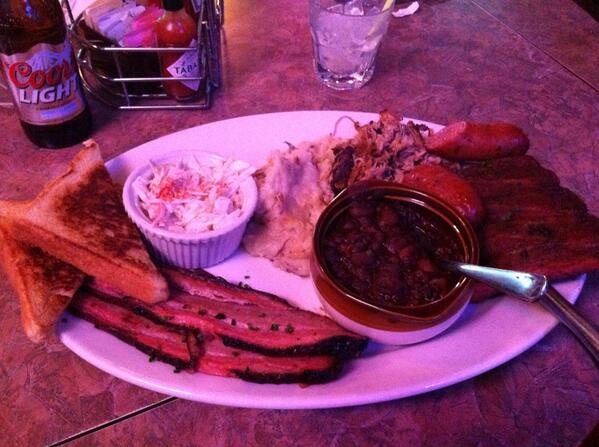 gpigoman's tweet photo. Lone star grill for birthday dinner http://t.co/q9oaPSkXRN