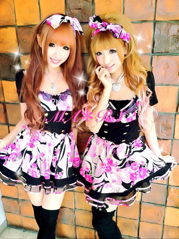 ブティック MA✽RS♡マーズ♡MA*RS♡星あやちゃん着用♡胸リボン