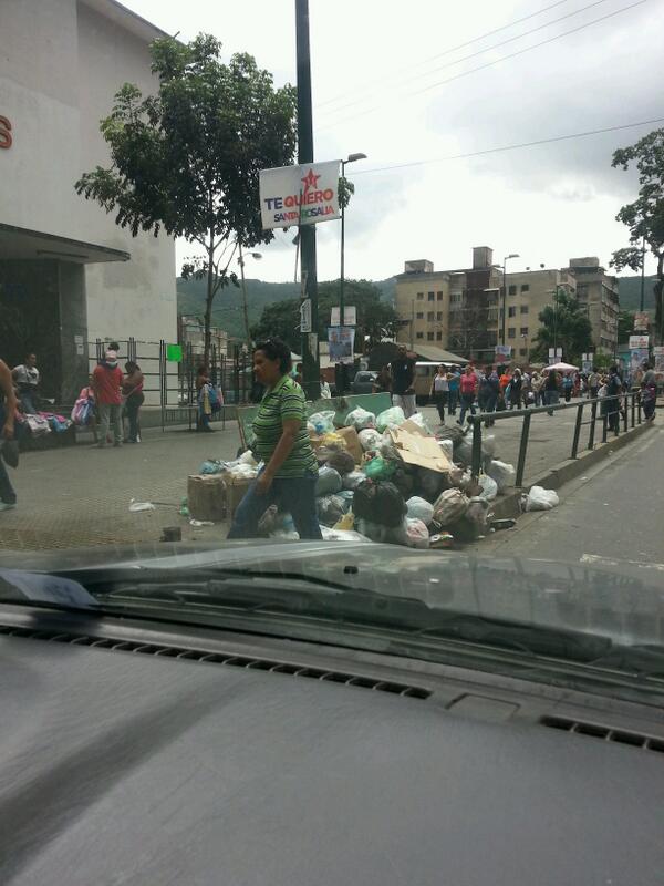 CaracasUnitaria's tweet photo. ¡@jorgerpsuv fracasó! Este domingo #8D todos a votar y a pasarle factura por su pésima gestión http://t.co/K7xTDAkSmy