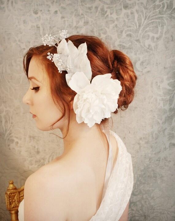 RitaQiu's tweet photo. what hairstyle is perfect for one shoulder wedding dress? look here, find out. http://t.co/6Q6yEek22T http://t.co/53PHtLR7sP
