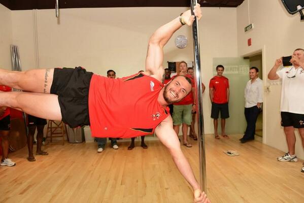 samurai_sports's tweet image. Samurai Gym Kit put through its paces, even looks good sideways #bespokespecialists #toughstuff #LookGoodTrainGood