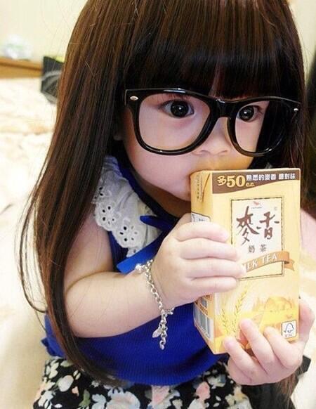 hukolplp's tweet photo. この女の子可愛い〜  普通のコメントですいません http://t.co/axJJBvSJeu