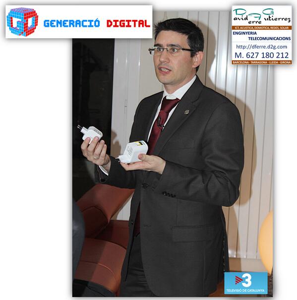 dferregu's tweet image. Dema al @gendigital de @tv3cat dimarts 3 Desembre 2013 a les 23.00 foto Making-of Ampliar cobertura WIFI a casa #GD33
