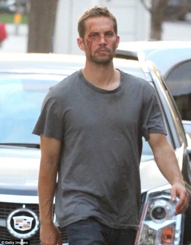 映画情報 オスカーノユクエ ポール ウォーカーの遺作はリュック ベッソン製作 脚本のアクション映画 Brick Mansions か 大ヒットしたフランス映画 アルティメット のハリウッドリメイクで ウォーカーはその撮影を終えたばかりだった 完成を祈る