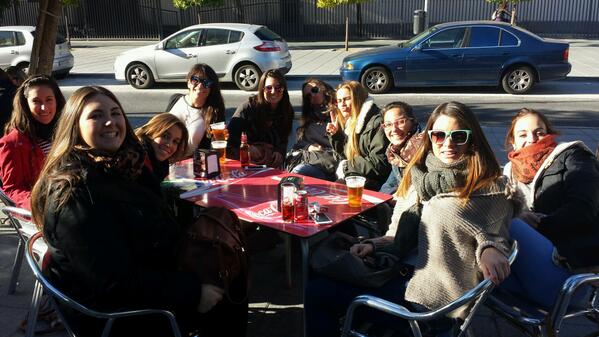 carodc92's tweet photo. @SaramCarmona @MartaBermejo4 @mariabueno7 @MerceMuro @aavila94 @mmardominglez @rocio_cm91 @carlotavc92 @carlotavc92 http://t.co/QHMbBjk79k