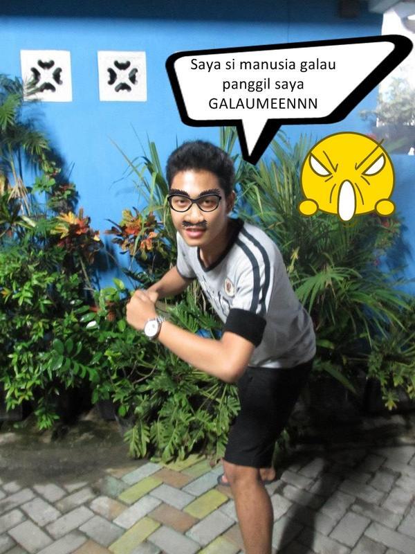 udah lama gak update, selamat malam wahai para pria galau nan kesepian