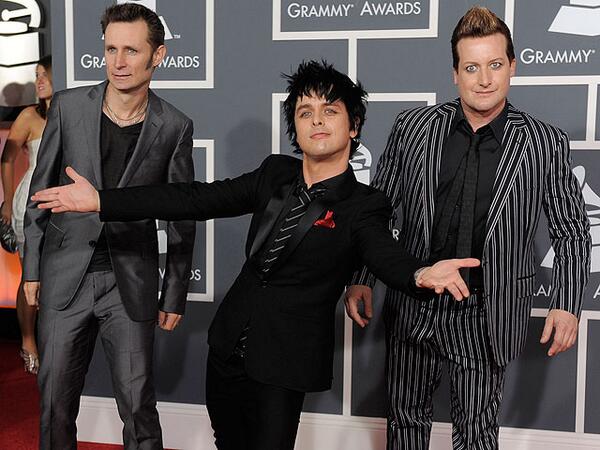 europa_fm's tweet photo. DRAMA TOTAL: ¡@GreenDay se separan! http://t.co/hcFhuSL5Fv http://t.co/twKhLOLL8F