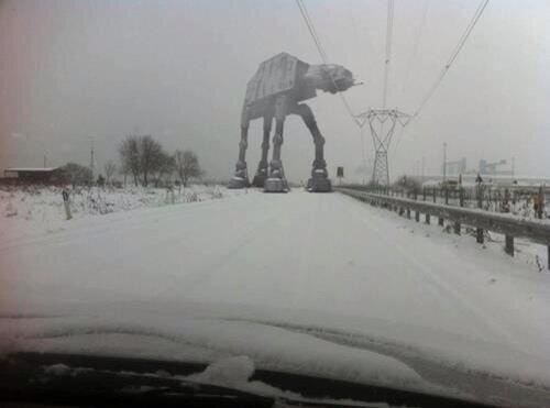 Pamaj's tweet photo. Normal day driving in Canada http://t.co/RbCXQeSk0O