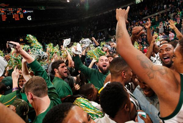 Just want to say thanks for all the support last night from our great fans!! You all made it a big time atmosphere.