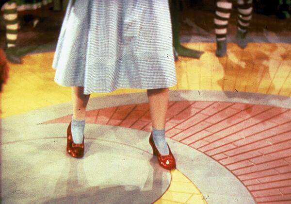 WBHomeEnt's tweet photo. Follow, follow, follow, follow, follow the yellow brick road! #WizardofOz #WizardofOz75 http://t.co/UPf2U3joOh