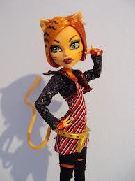 louPvp's tweet photo. @OfficialToralei Guess which doll im getting! http://t.co/cbrBsnaFD7
