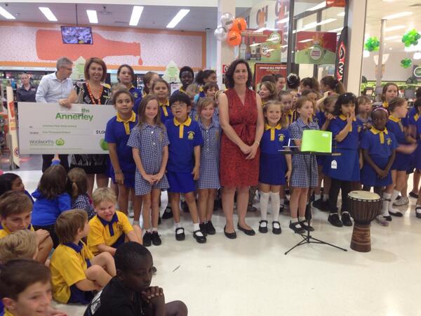 JunctionParkSS's tweet photo. Our wonderful choir singing a storm at the Annerley Woolworths opening. Thanks Woollies for the $1000 cheque. http://t.co/NWKjbGJYqi