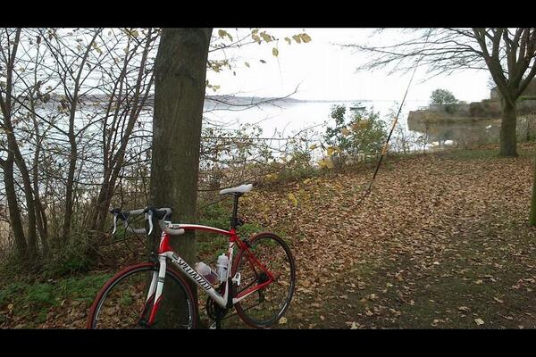 Well done <a href="/paramadness/">Pete Davison</a> Pete, training rides have started for some of the pedalling paramedics !! Mistley backwaters.
