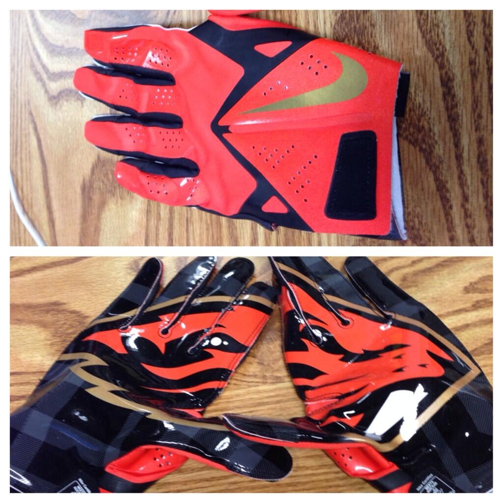 Nike vapor fly football hot sale gloves