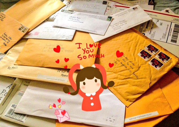 My first round of fan-mail! I'm a bit overwhelmed ? Thank you all for your support, it means the world