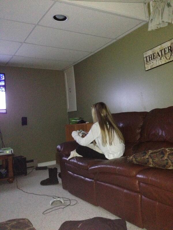 ryan_2126's tweet photo. happy birthday to the number one madden player out there @maggiehans1!!!😂😘 http://t.co/bJ8aO9GlkZ
