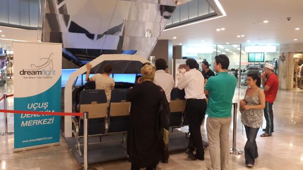 DreamFlight737's tweet photo. Galleria AVM'deki Uçuş Deneyim Merkezimiz. http://t.co/Jb8LAGULkj