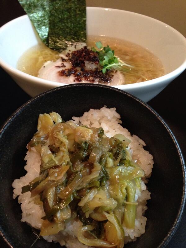 menyakatsuji's tweet photo. おはようございます(^-^)/
本日の日替わりご飯は『ピリ辛野菜炒め』です！
ご来店お待ちしておりますm(__)m
#ラーメン  #麵や勝治  #yokohama http://t.co/mNnKzlNxjN
