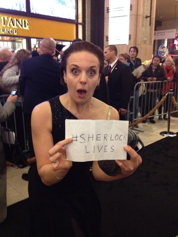 SoCalSherlock's tweet photo. Amanda Abbington knows #SherlockLives @threepatch @CHIMPSINSOCKS http://t.co/vluoDvYZWP