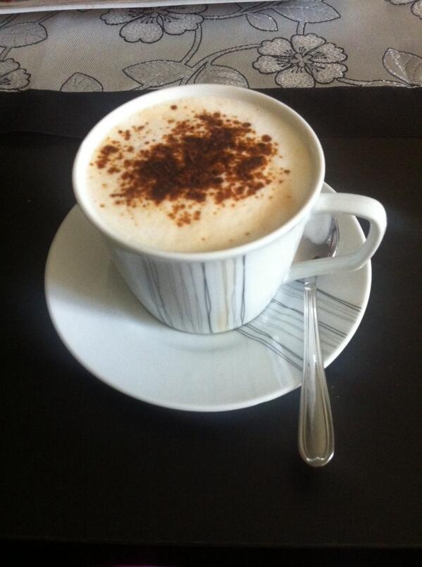 SManceva's tweet photo. Buongiorno! #coffee time  #cappuccino #madeByMe  @thengel http://t.co/Em9XYK7UiC