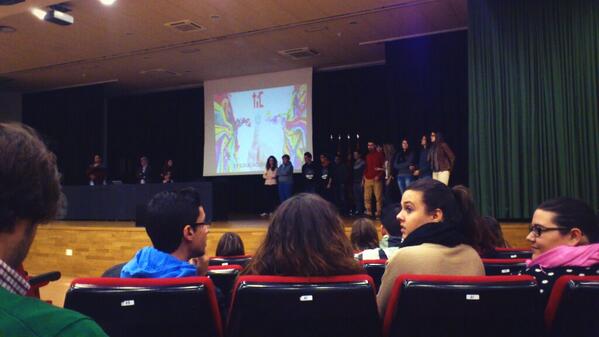 EDUCE1's tweet photo. Charla de @Jordi_a http://t.co/mJbG3pqAAY