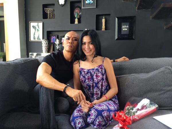 Corbuzier tweet media