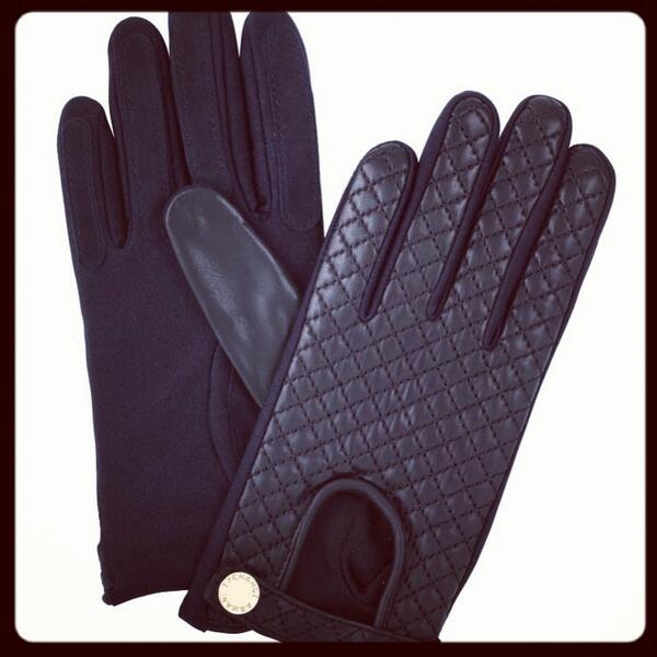 Metquarter's tweet image. Win @ArmaniExchange leather gloves with today's #WinterWonderful! Follow @Metquarter &amp;amp; RT for your chance to win!