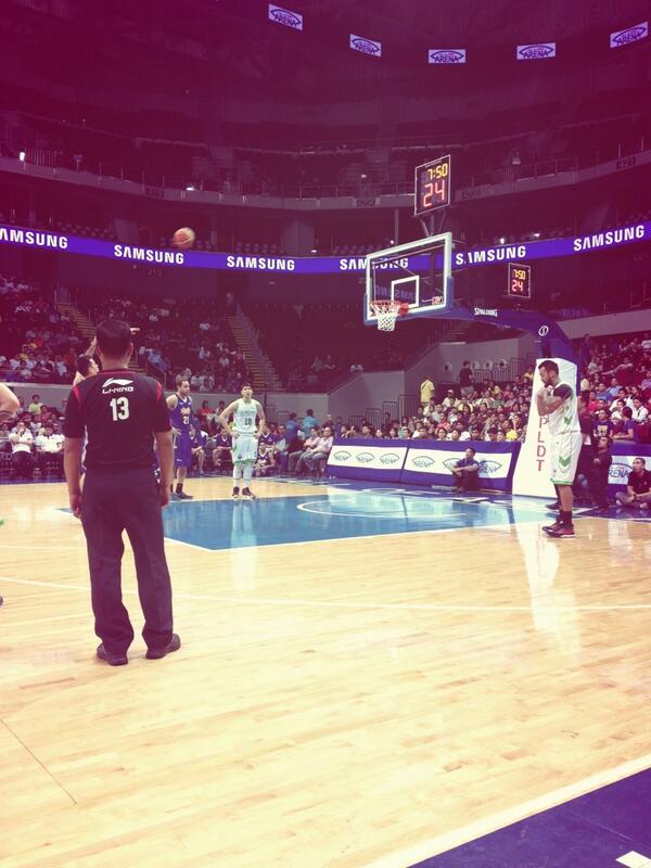 sophiesumner8's tweet image. At #moa watching #basketball #talkandtext vs #globalport #exciting !!