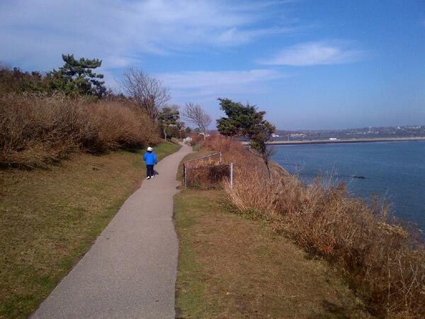 SenJackReed's tweet photo. Great to see progress on @RIDOTNews #SandyRI recovery efforts. Cliff Walk re-opened from Bailey's Beach to Ledge Road http://t.co/WmtDB3UBR9