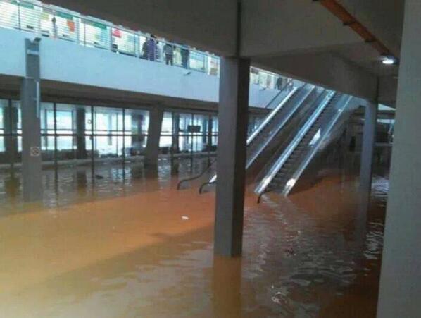 Pautan kekal imej terbenam