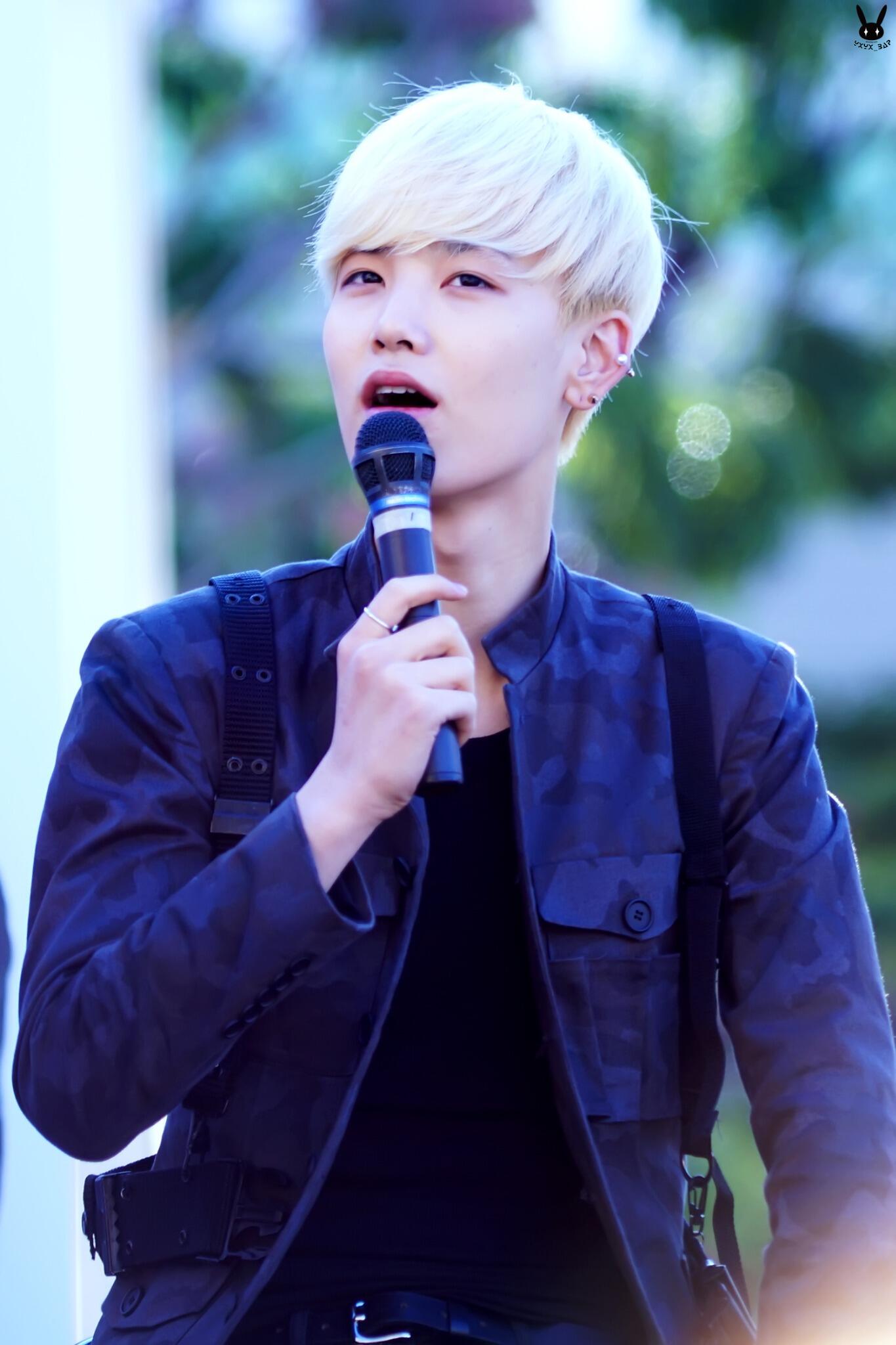 BakLK-hCQAAxzzI.jpg:large