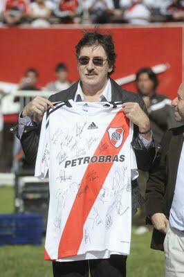 idolo eterno Charly!!!